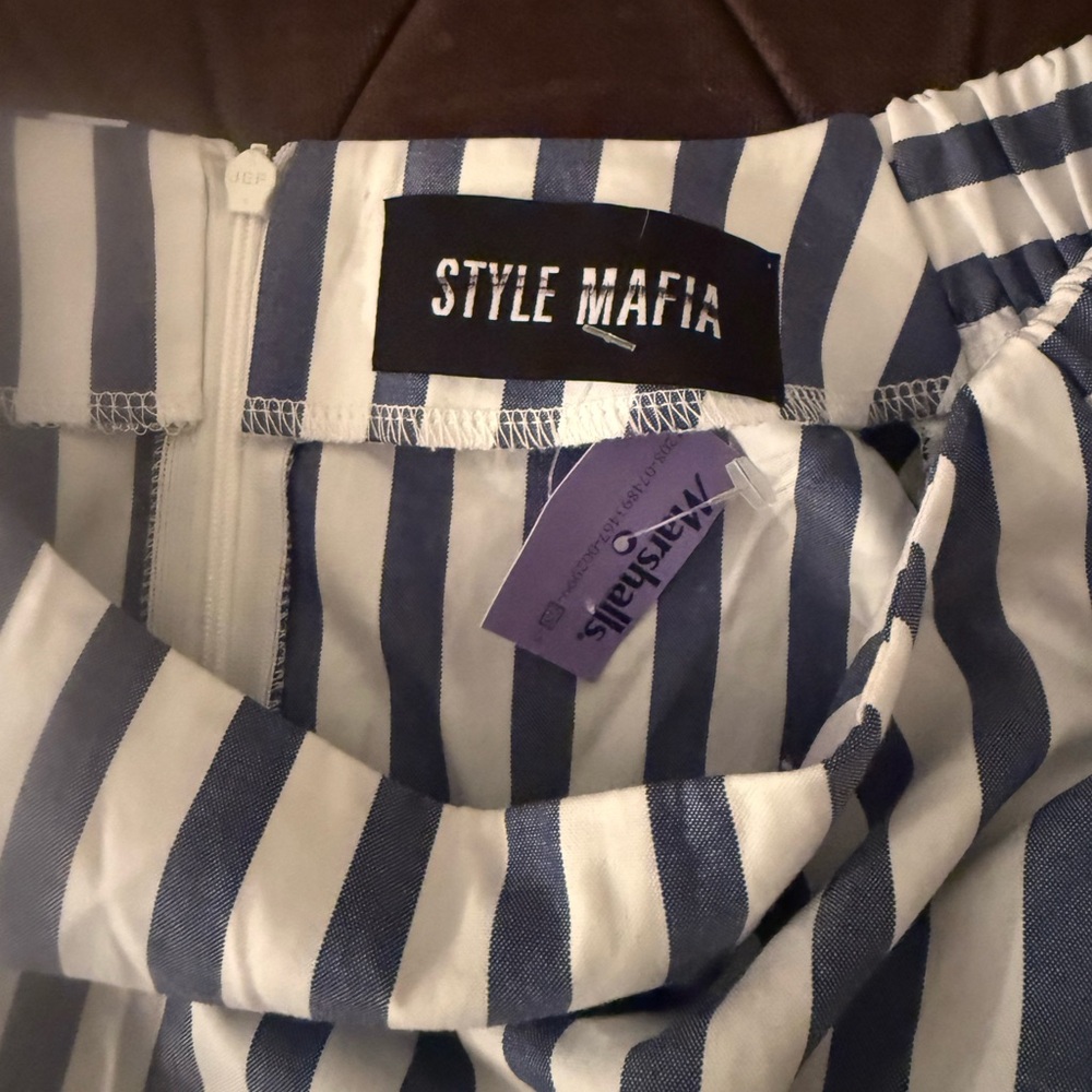 Striped Off-Shoulder Blue & White Summer Dress - Picture 5 of 8